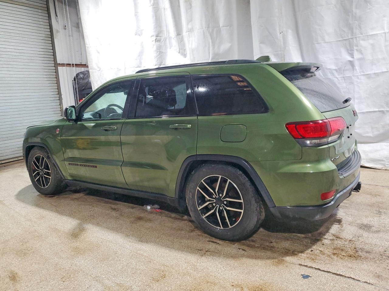 2021 Jeep Grand cher VIN 1C4RJFLG8MC565407 photo 2