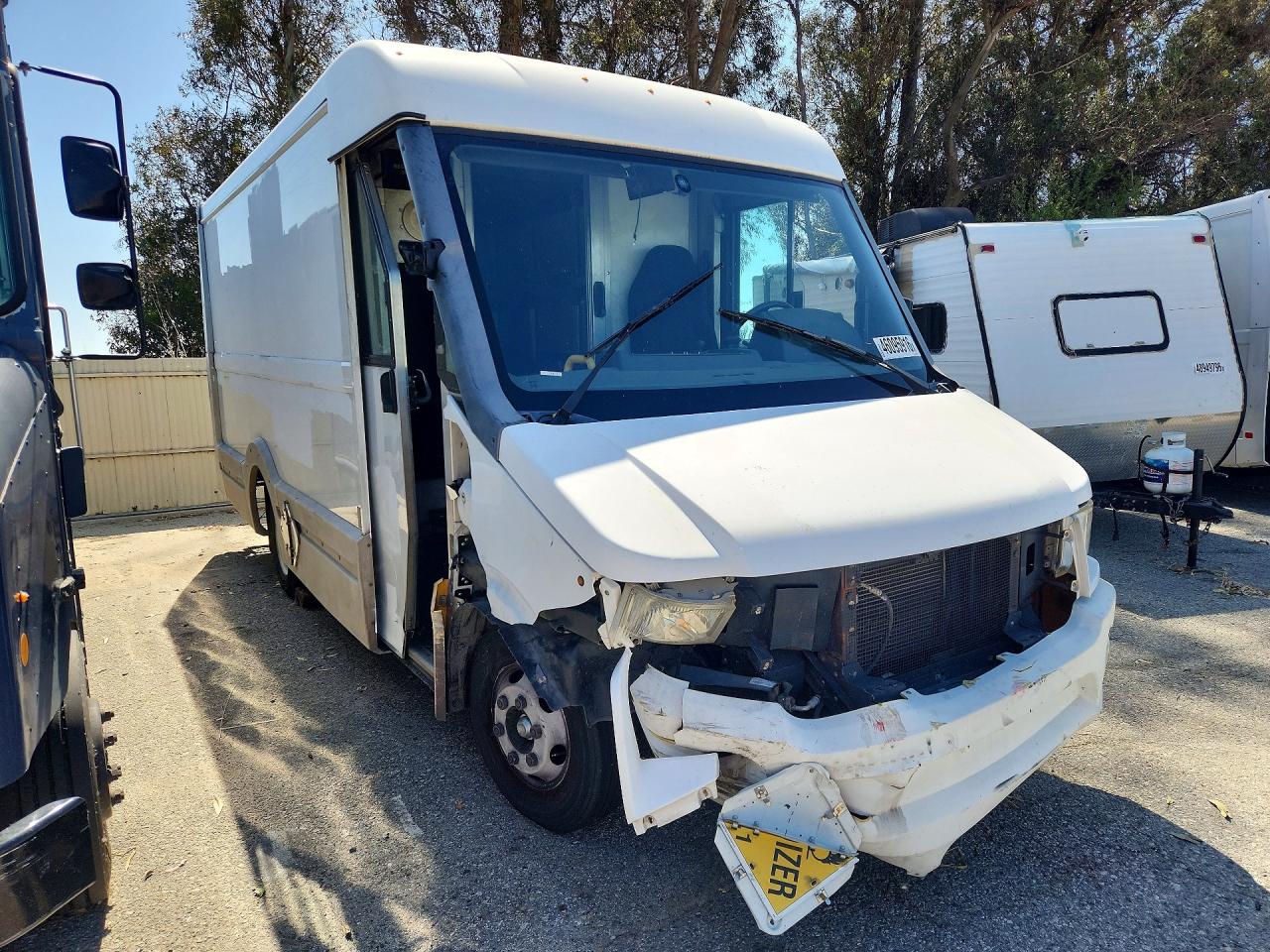 2016 Isuzu Npr VIN JALB4T177G7W00492 photo 4