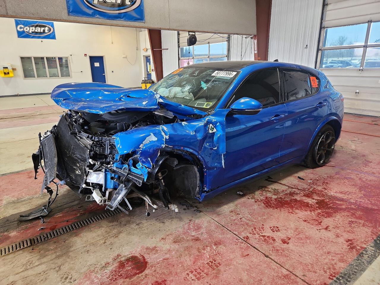 2019 Alfa Stelvio VIN ZASPAKEV7K7C32026 photo 1