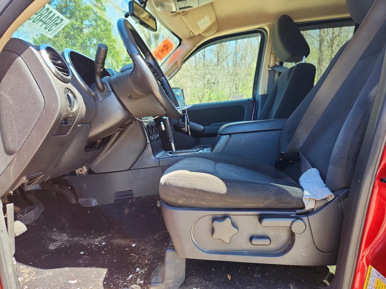 2010 Ford Explorer VIN 1FMEU7DE3AUA06678 photo 7