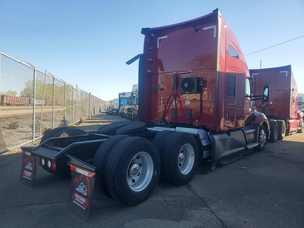 2020 KENWORTH All other VIN 1XKYDP9X9LJ410668 photo 4