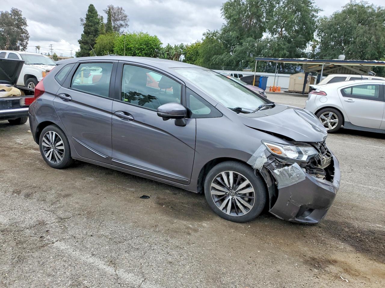2017 Honda Fit VIN 3HGGK5H89HM710346 photo 4