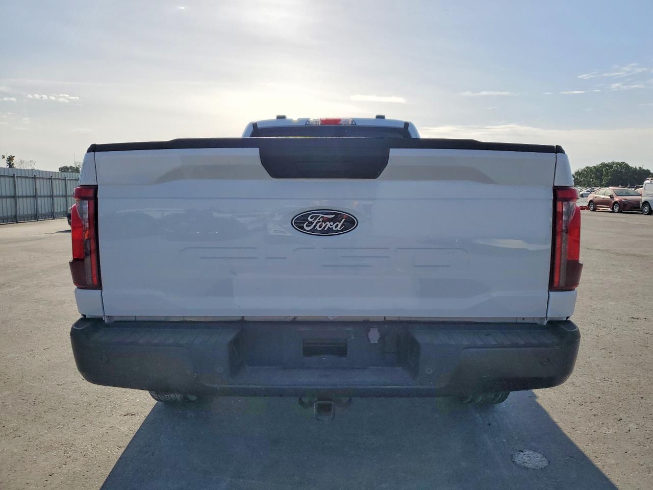 2024 Ford F150 VIN 1FTMF1K51RKD50902 photo 6
