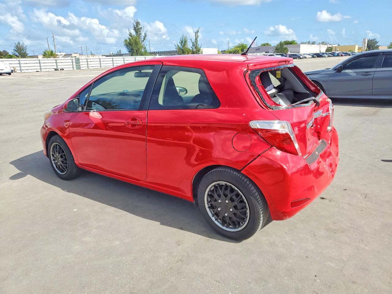2014 Toyota Yaris VIN JTDJTUD37ED578779 photo 2