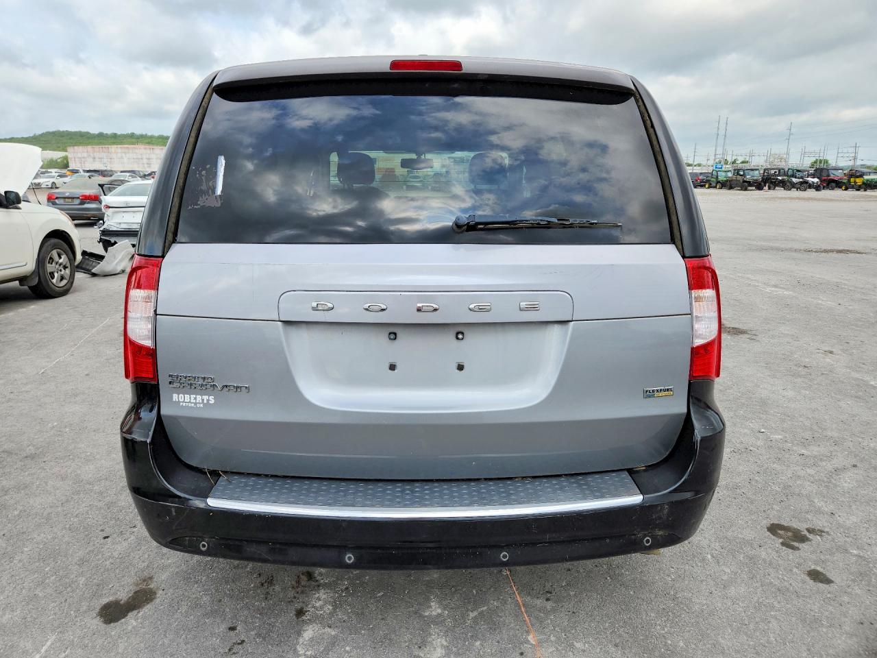 2014 Chrysler Minivan VIN 2C4RC1CG9ER316605 photo 6