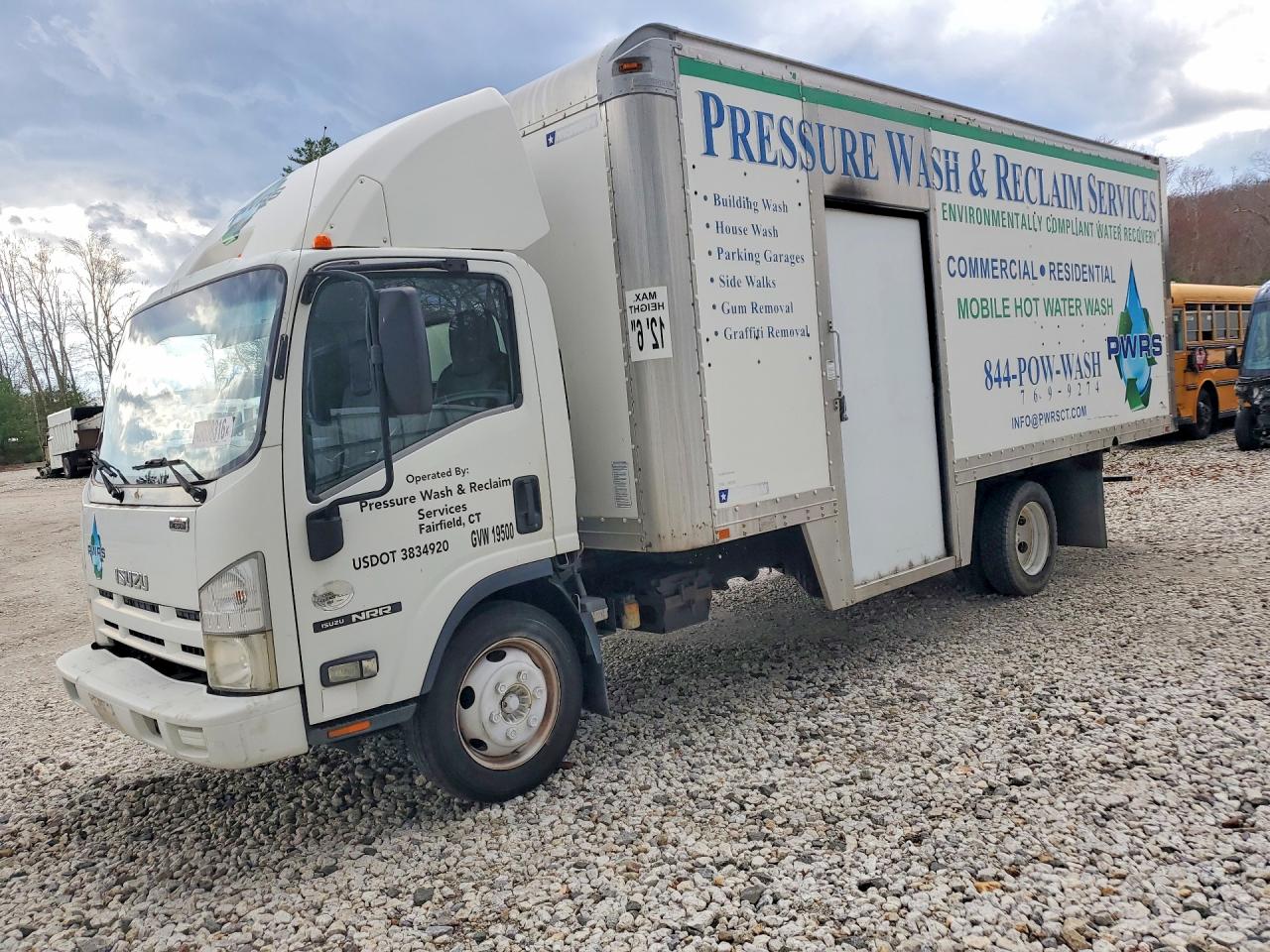 2010 Isuzu Npr VIN JALE5W163A7301561 photo 1