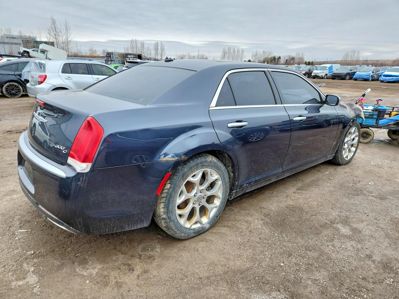 2016 Chrysler 300 VIN 2C3CCASG7GH230987 photo 3