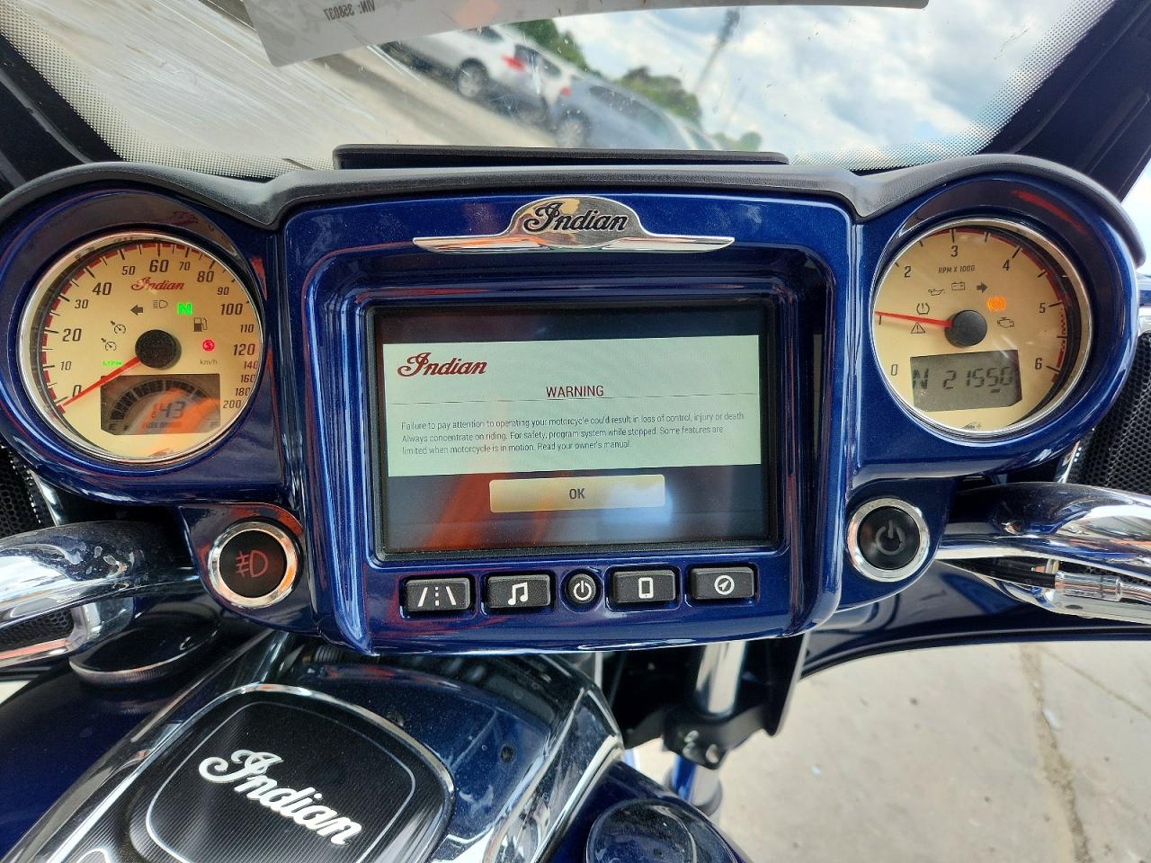 2018 INDIAN Motorcycle VIN 56KTRAAAXJ3358037 photo 7