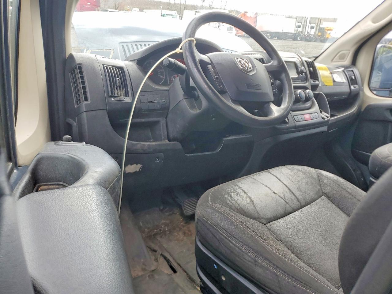 2020 RAM Promaster VIN 3C6URVJG0LE140374 photo 8