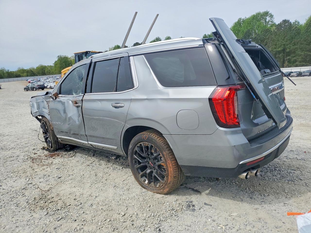 2023 GMC Yukon VIN 1GKS1DKL9PR161655 photo 2