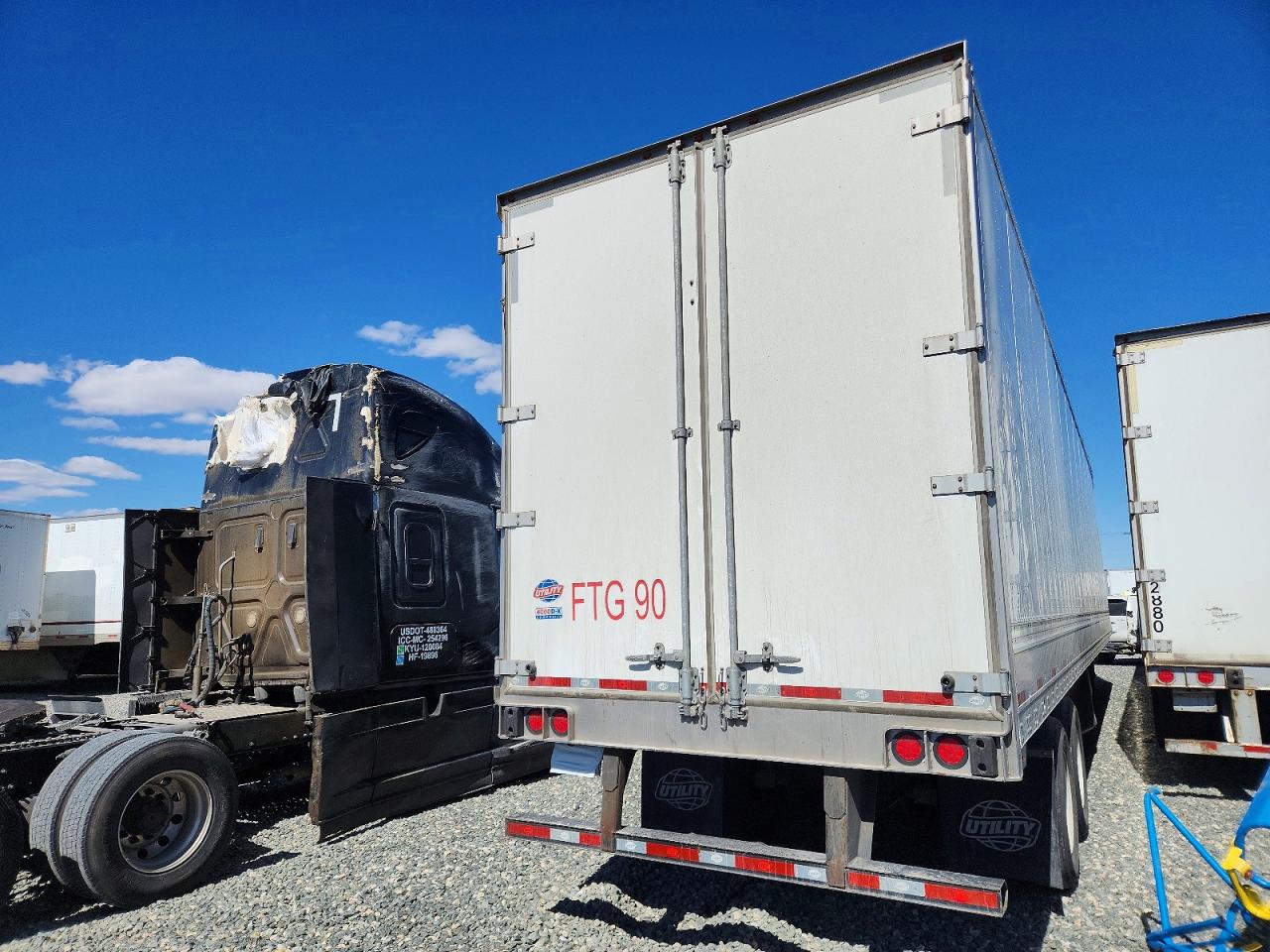 2023 UTILITY TRAILER MANUFACTURE UTILITY TR - TRAILER VIN 1UYVS2532P3923749 photo 4