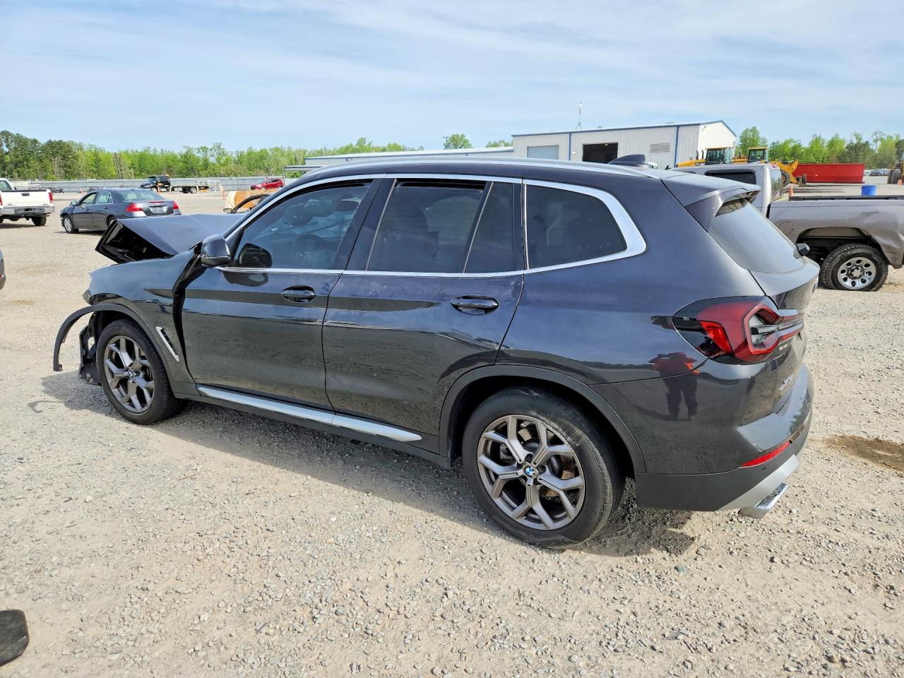 2022 BMW X3 VIN 5UX53DP00N9M98972 photo 2