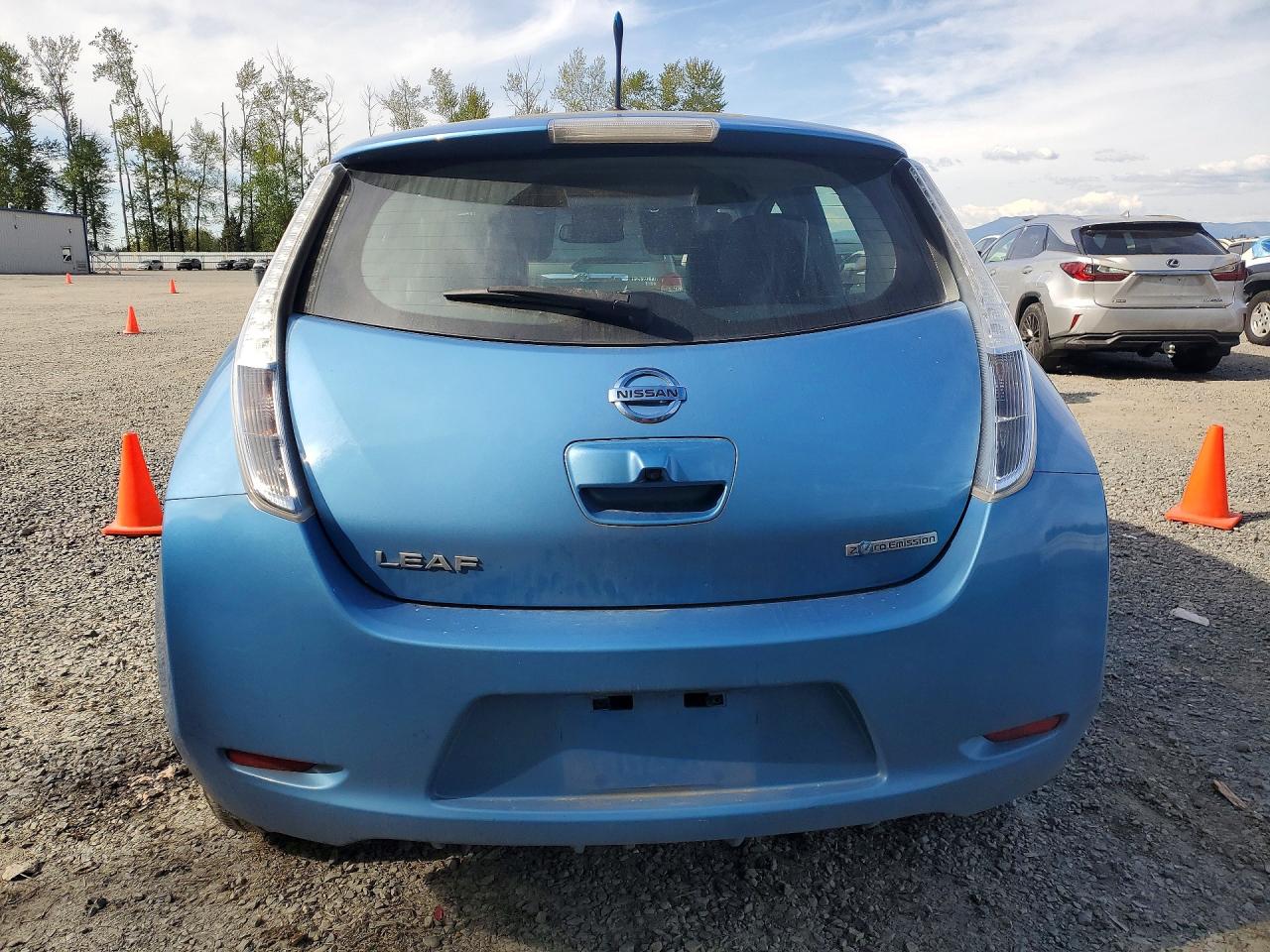 2013 Nissan Leaf VIN 1N4AZ0CP1DC409766 photo 6