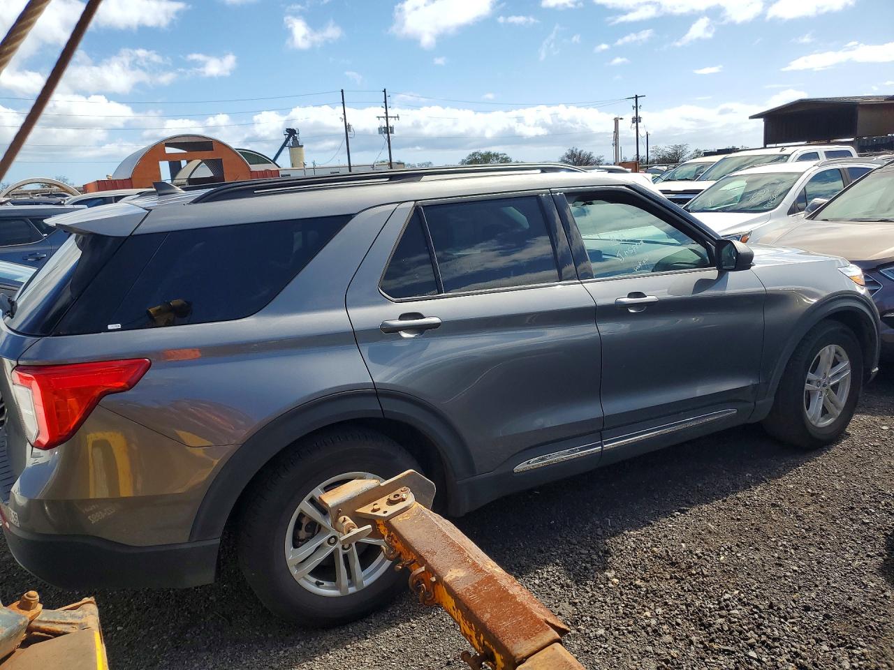 2024 Ford Explorer VIN 1FMSK7DH1RGA70912 photo 3