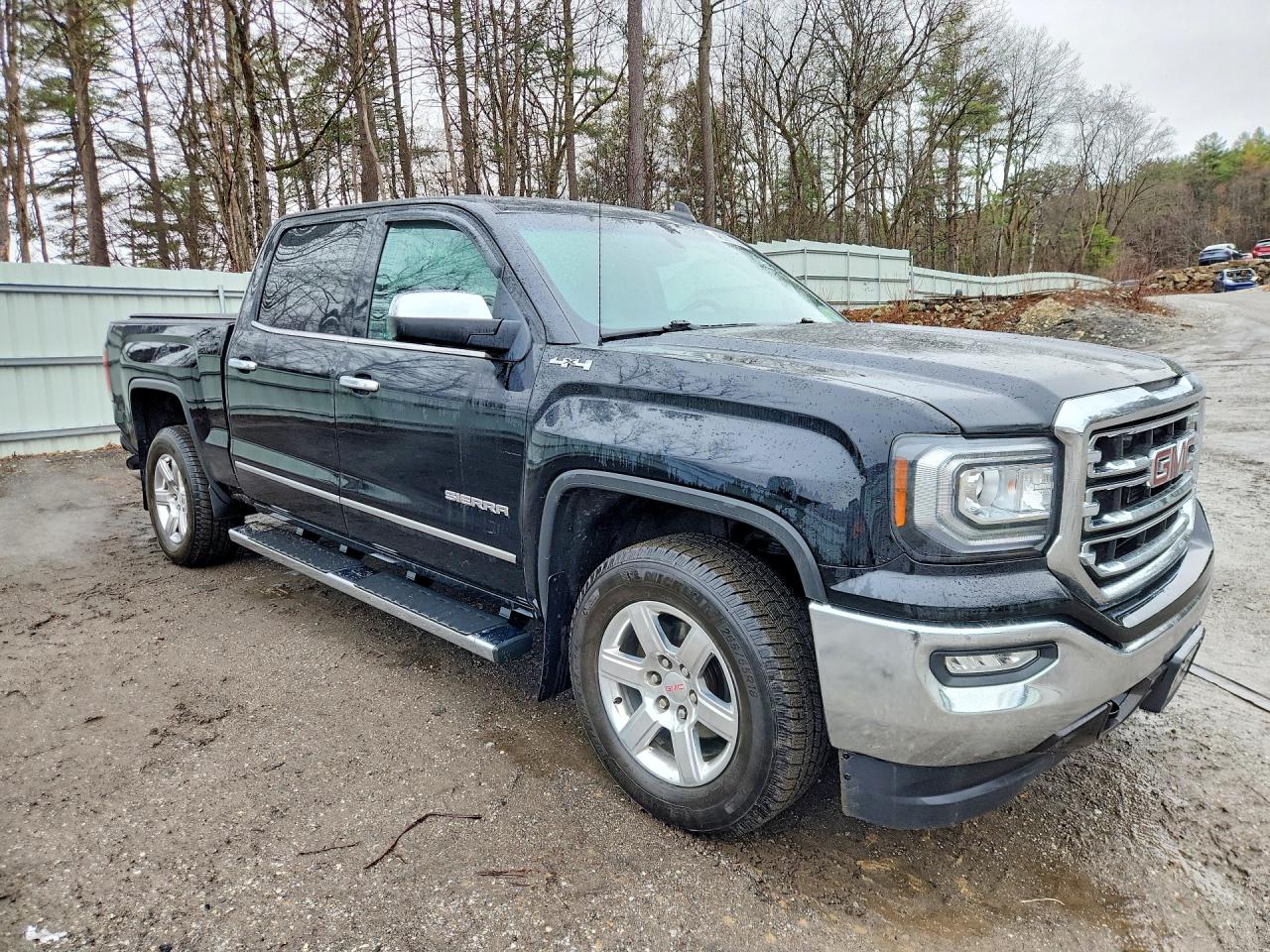 2018 GMC All models VIN 3GTU2NEC1JG475360 photo 4