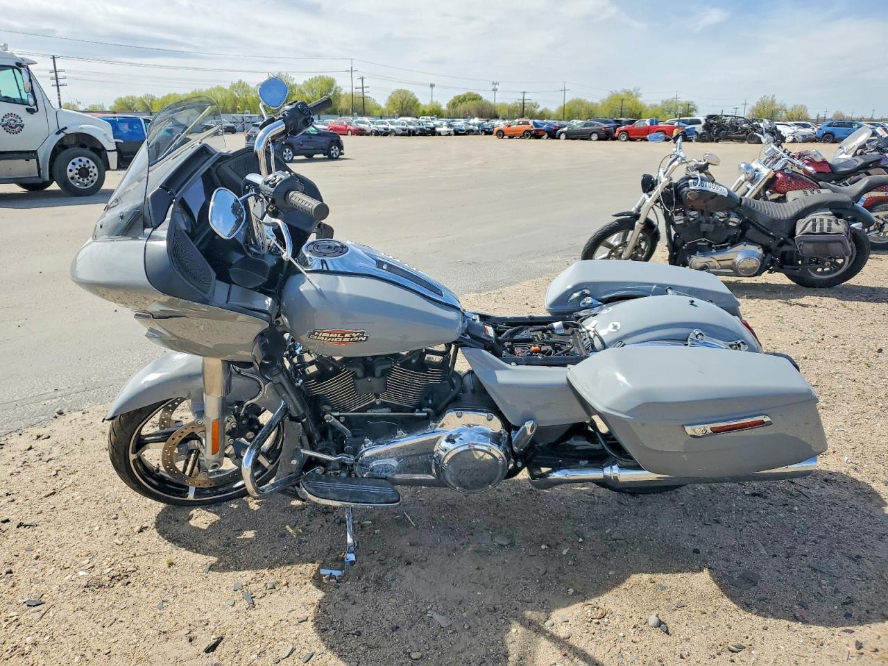 2025 HARLEY Fl VIN 1HD1KH713SB600352 photo 3