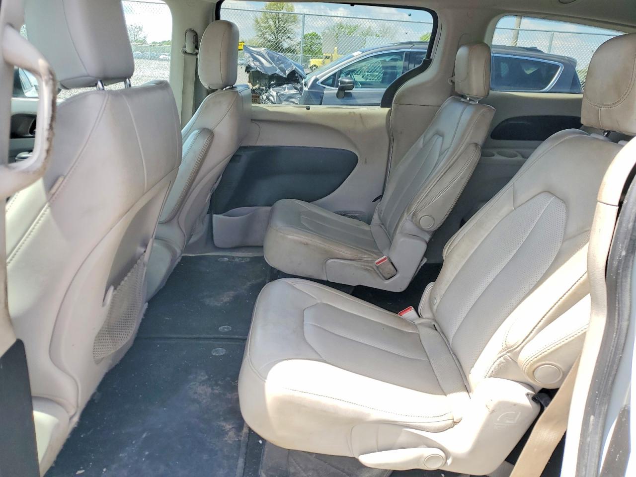 2021 Chrysler Minivan VIN 2C4RC1DG0MR551908 photo 11
