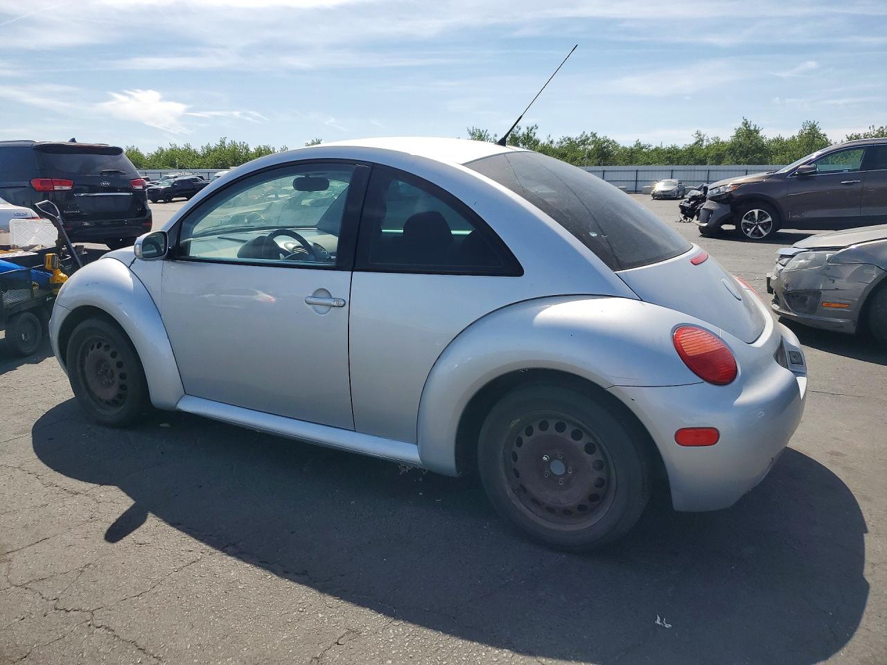 2004 Volkswagen Beetle VIN 3VWBK21C34M402781 photo 2