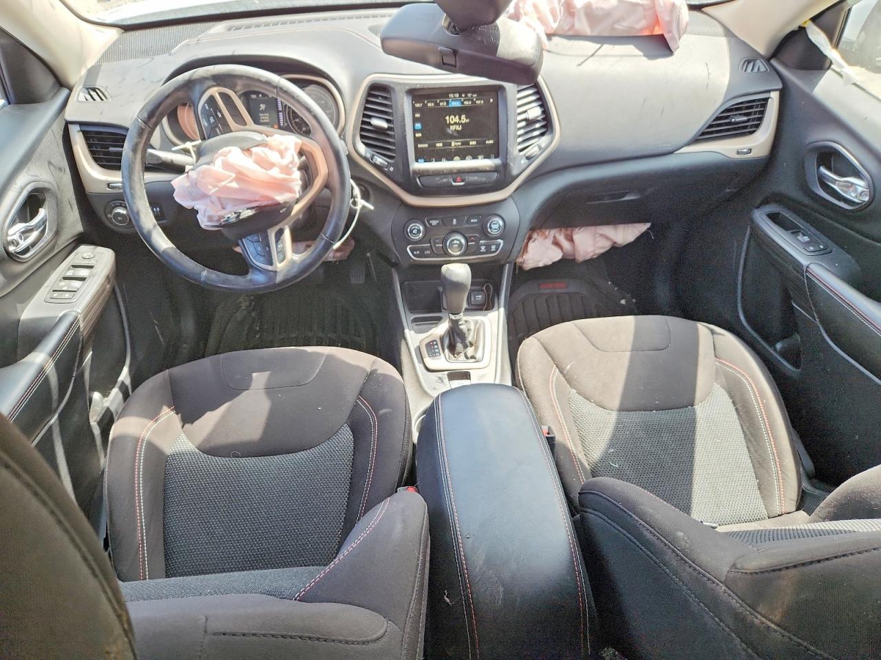 2017 Jeep Grand cher VIN 1C4PJLCB1HW573542 photo 8