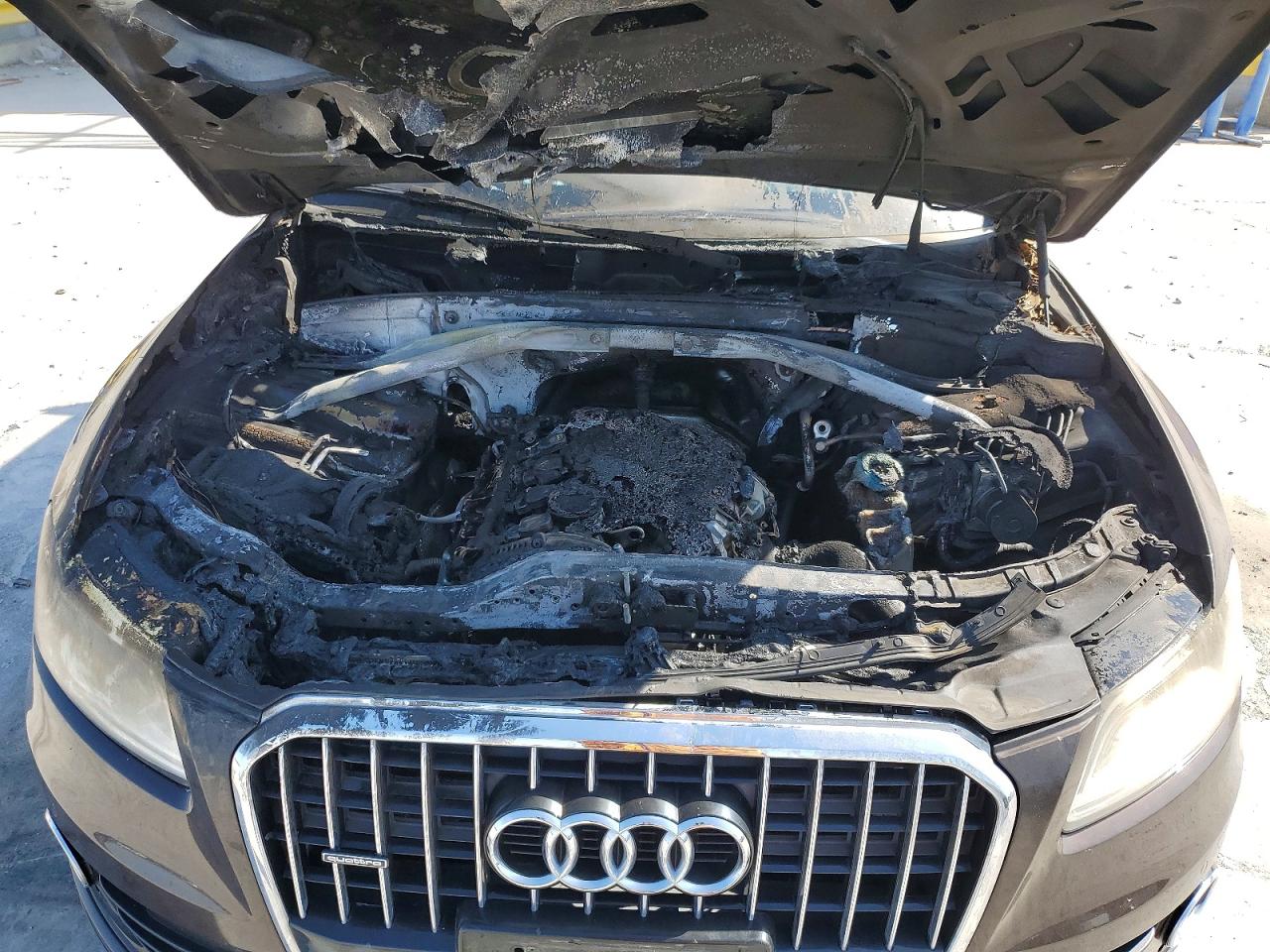 2014 Audi Q5 VIN WA1LFAFP9EA124544 photo 11