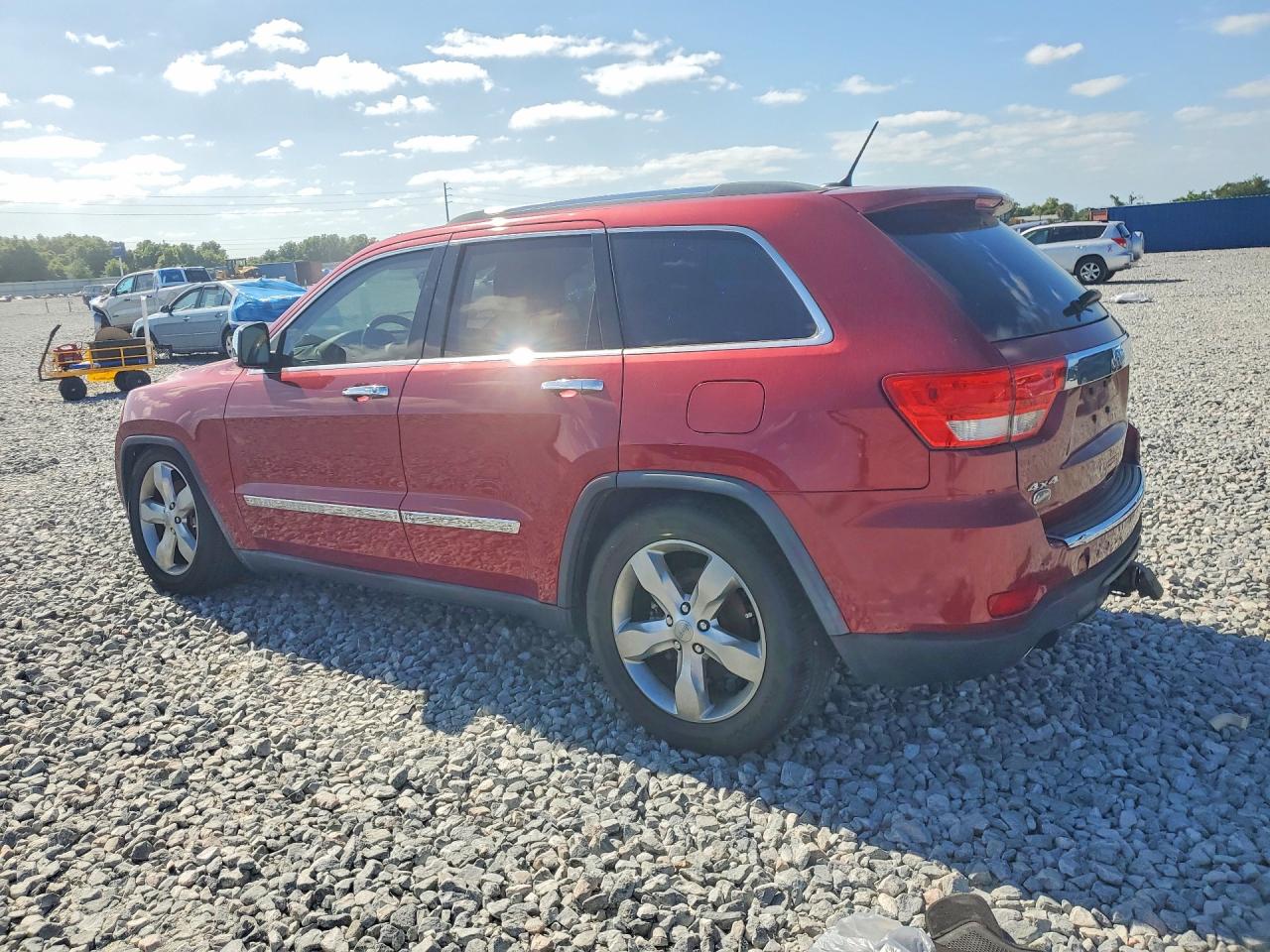 2012 Jeep Cherokee VIN 1C4RJFCT7CC297753 photo 2