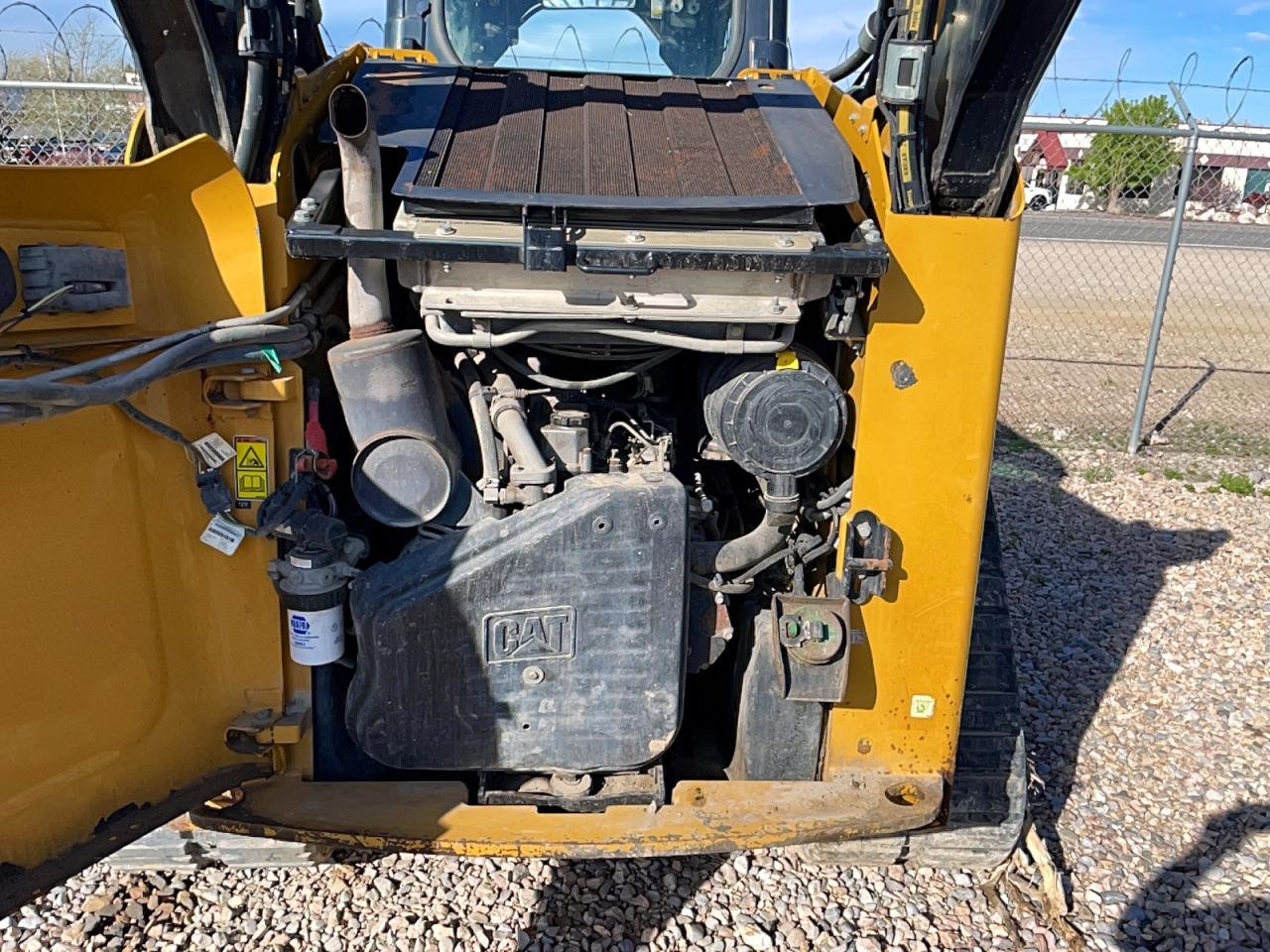 2011 Caterpillar All models VIN CAT0289CCJMP02077 photo 7
