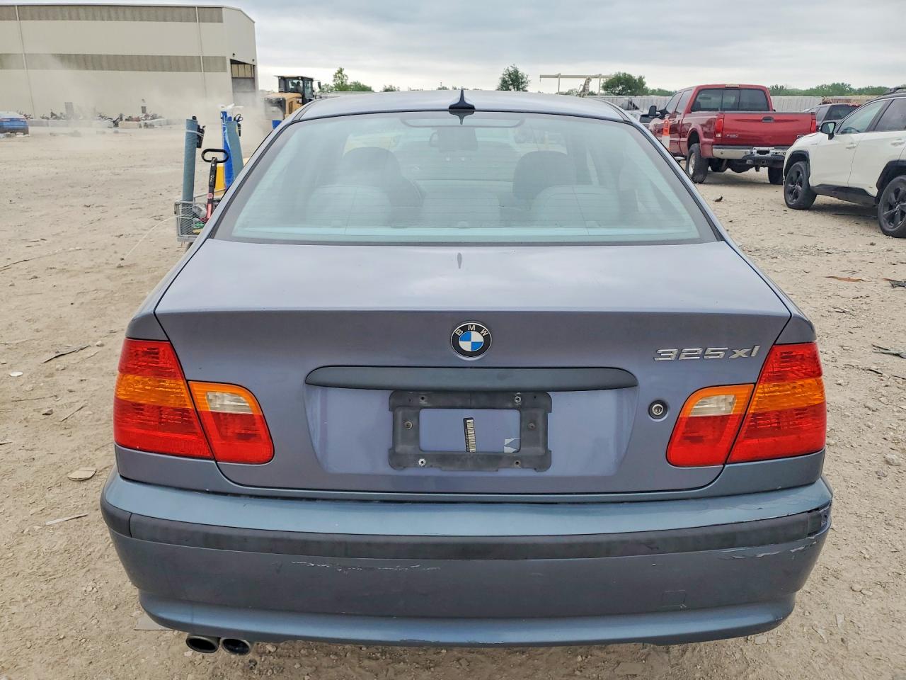 2004 BMW 3 series VIN WBAEU334X4PR10825 photo 6
