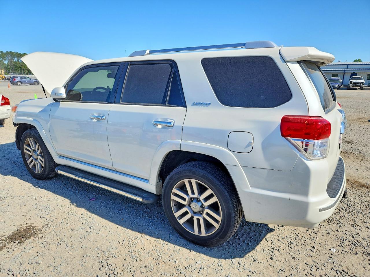 2011 Toyota 4runner VIN JTEBU5JR7B5048412 photo 2