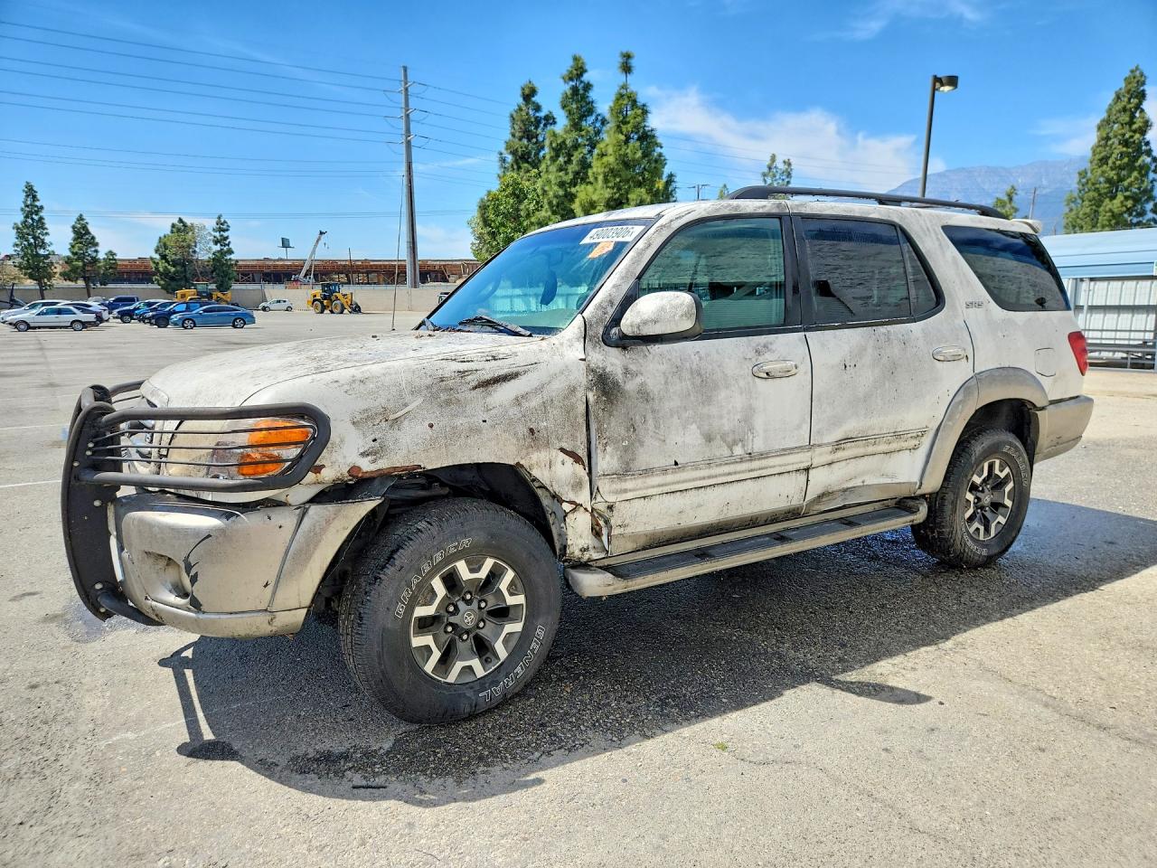 2003 Toyota Sequoia VIN 5TDZT34A83S155884 photo 1
