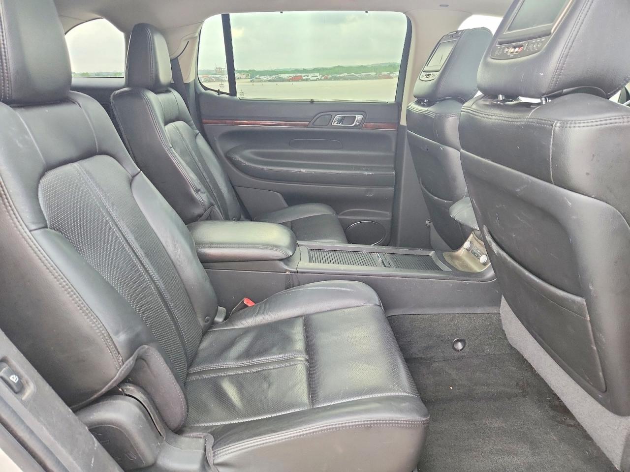 2012 Lincoln Mkt VIN 2LMHJ5AT9CBL55080 photo 10