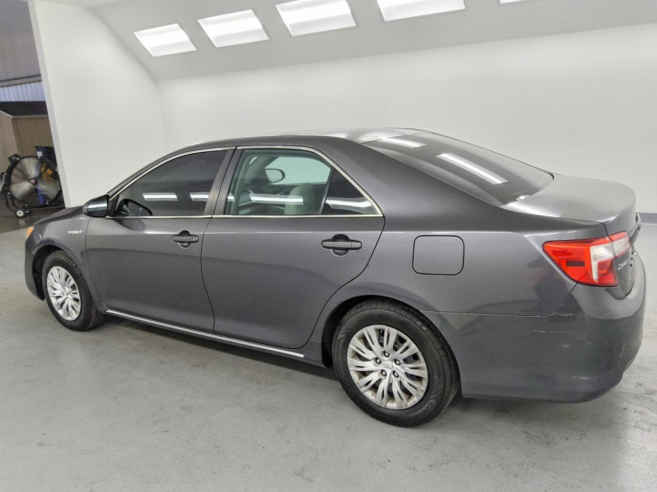 2014 Toyota Camry sola VIN 4T1BD1FK3EU102092 photo 2