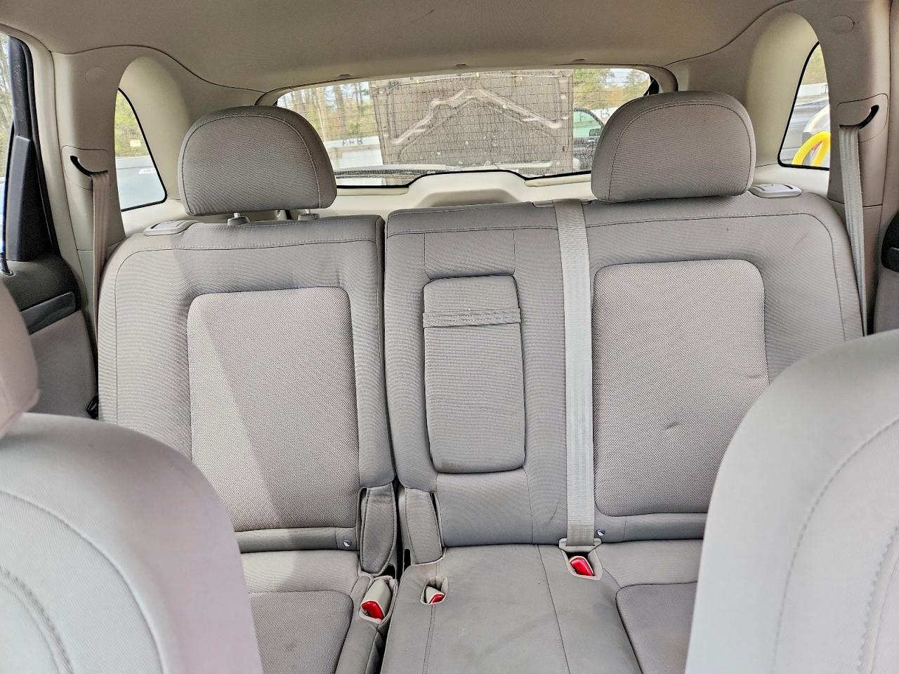 2008 Saturn Vue VIN 3GSDL43N38S556612 photo 10