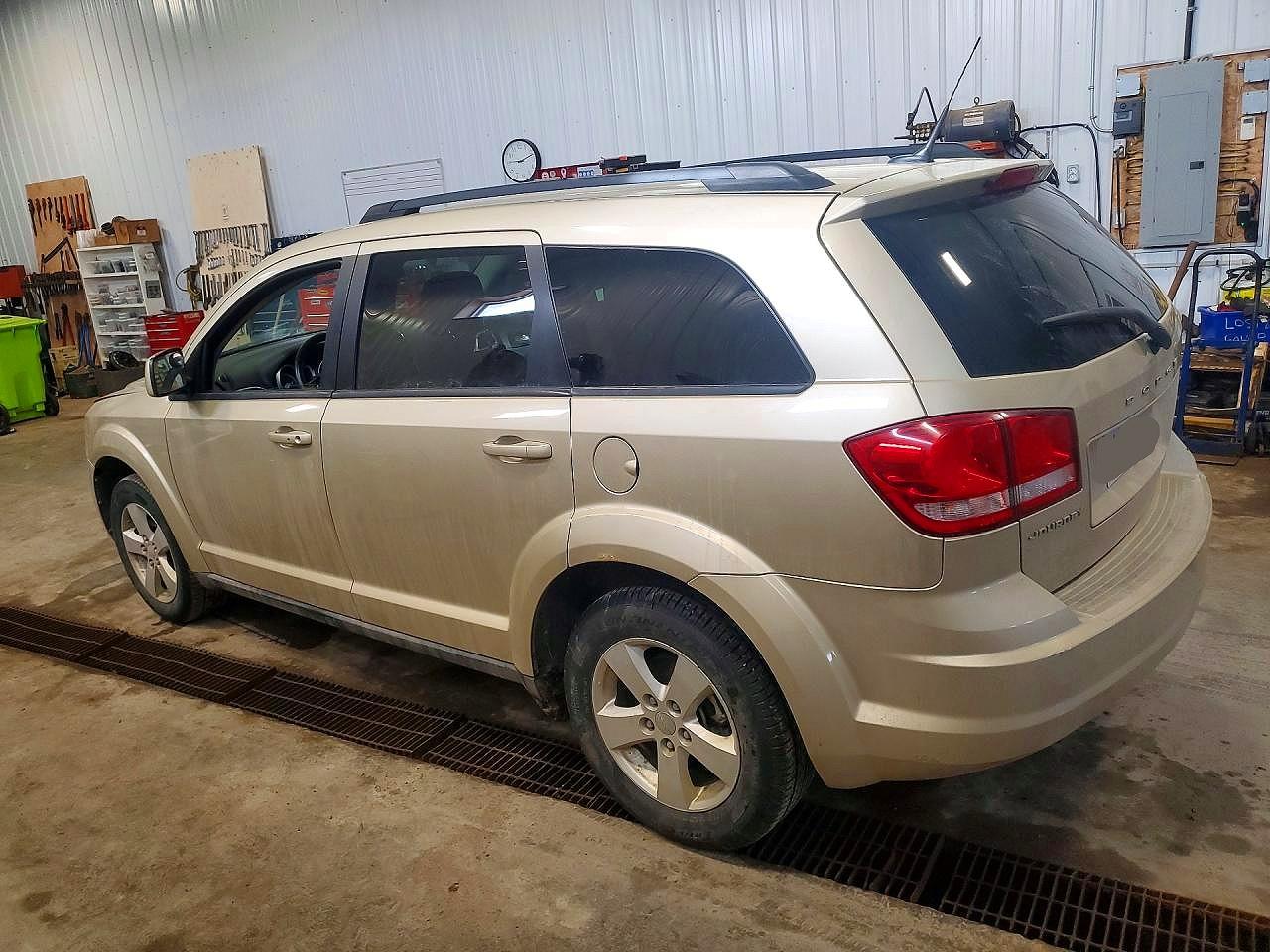2011 Dodge Journey VIN 3D4PG4FB2BT514712 photo 2