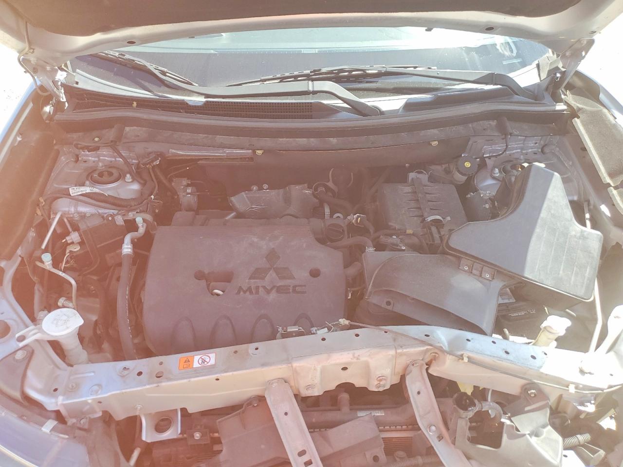 2017 Mitsubishi Outlander VIN JA4AZ2A37HZ015370 photo 12