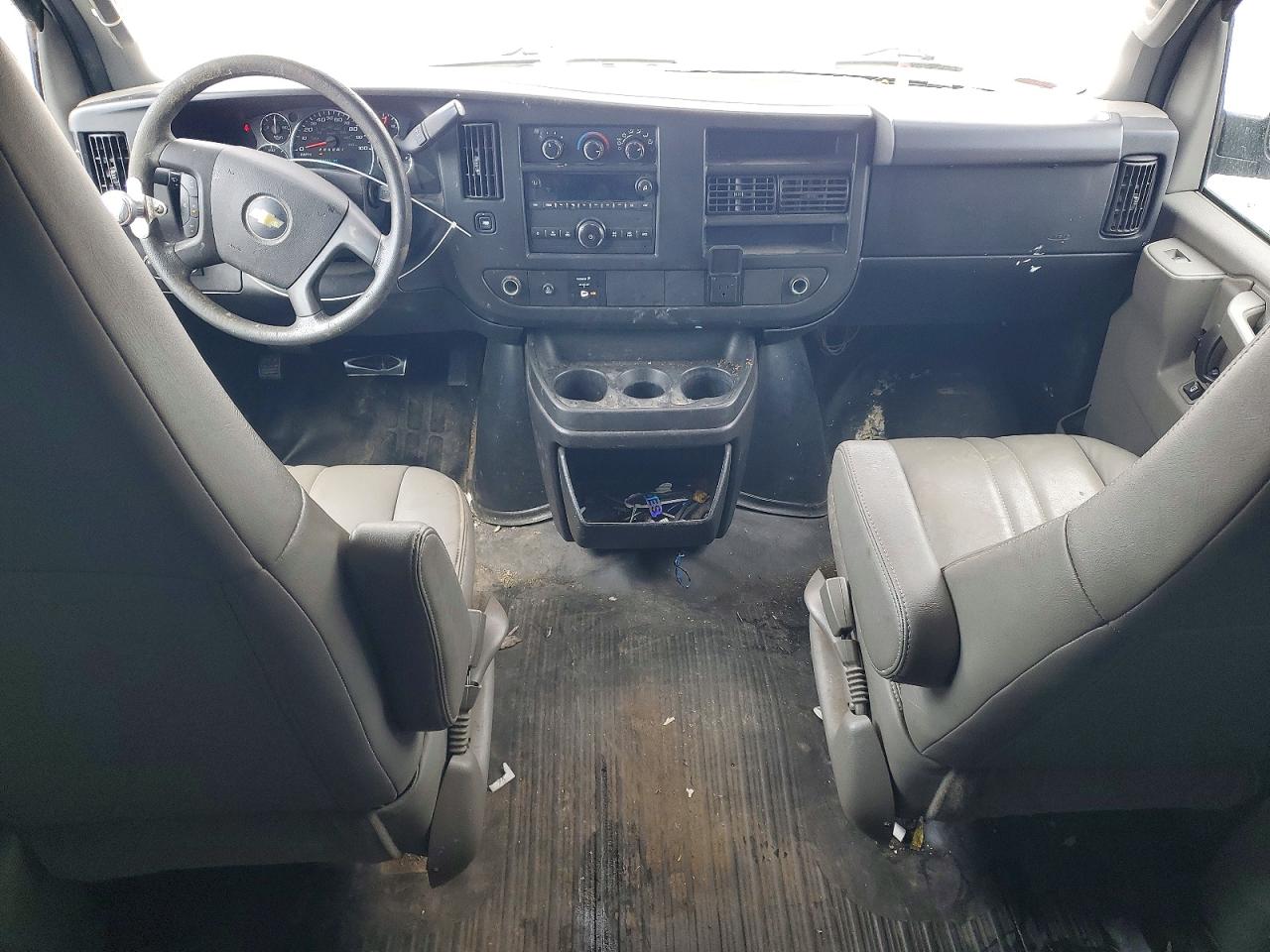 2017 CHEV Express VIN 1GCZGGFF7H1266970 photo 8