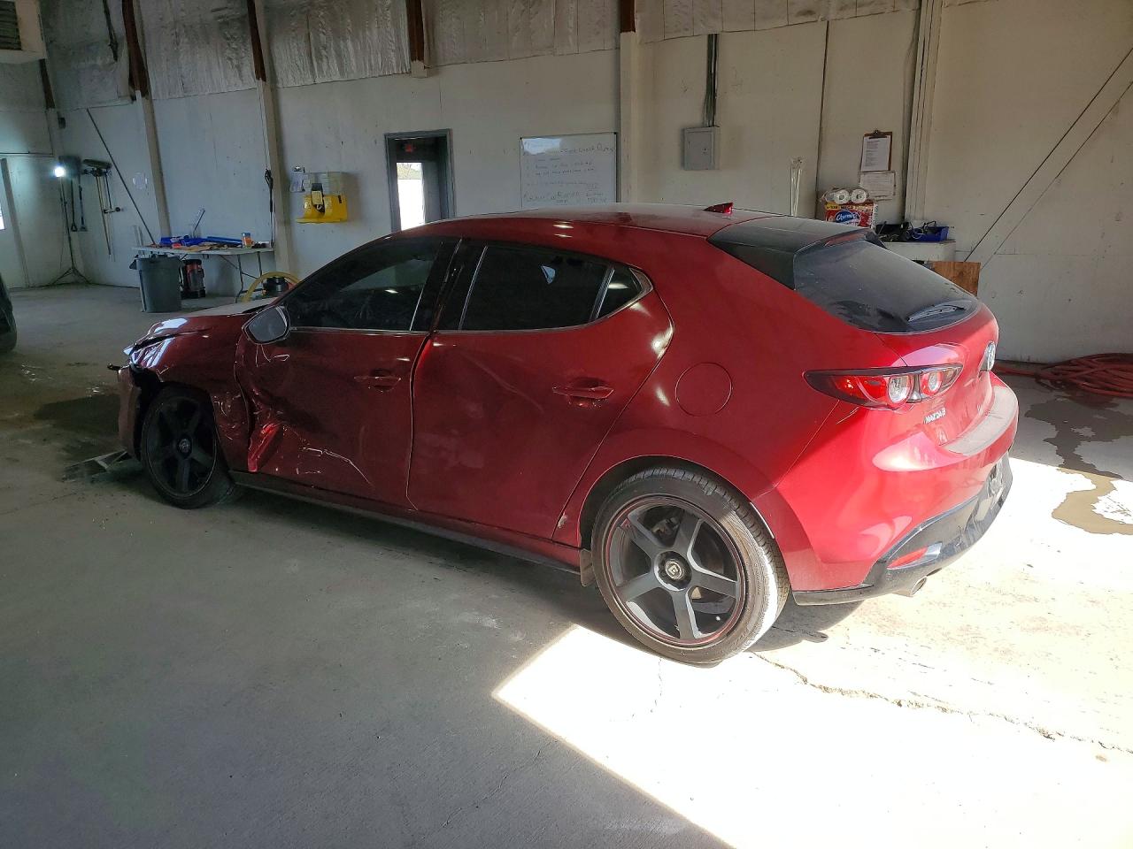 2021 Mazda 3 VIN JM1BPAML3M1306947 photo 2