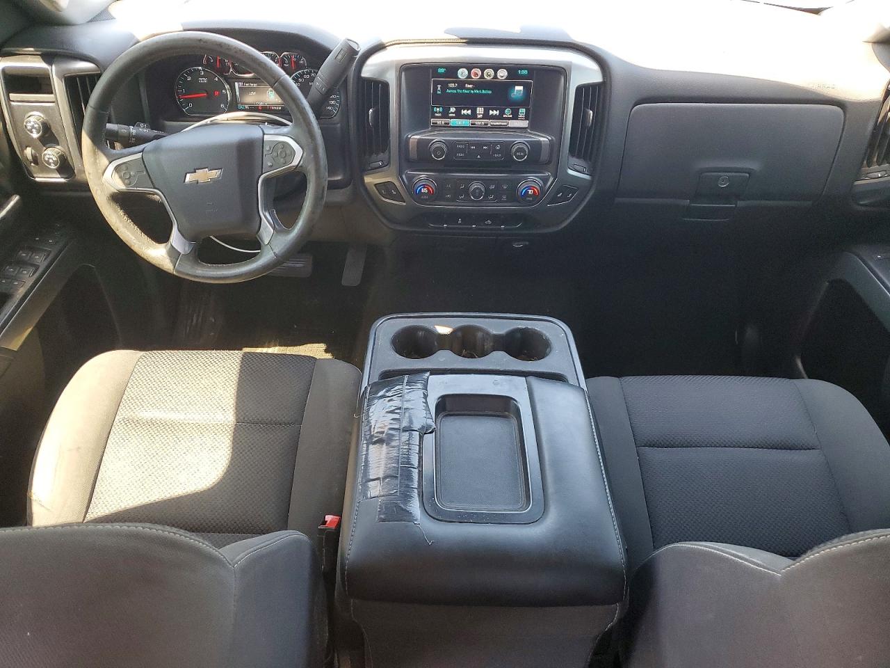 2016 Chev Silverado VIN 1GCVKREH9GZ150567 photo 8