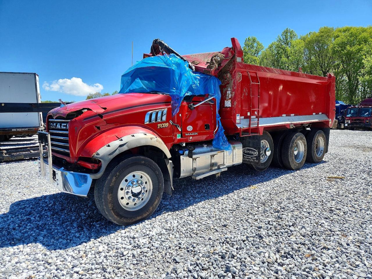 2018 MACK All other VIN 1M2AX09C9JM038748 photo 2