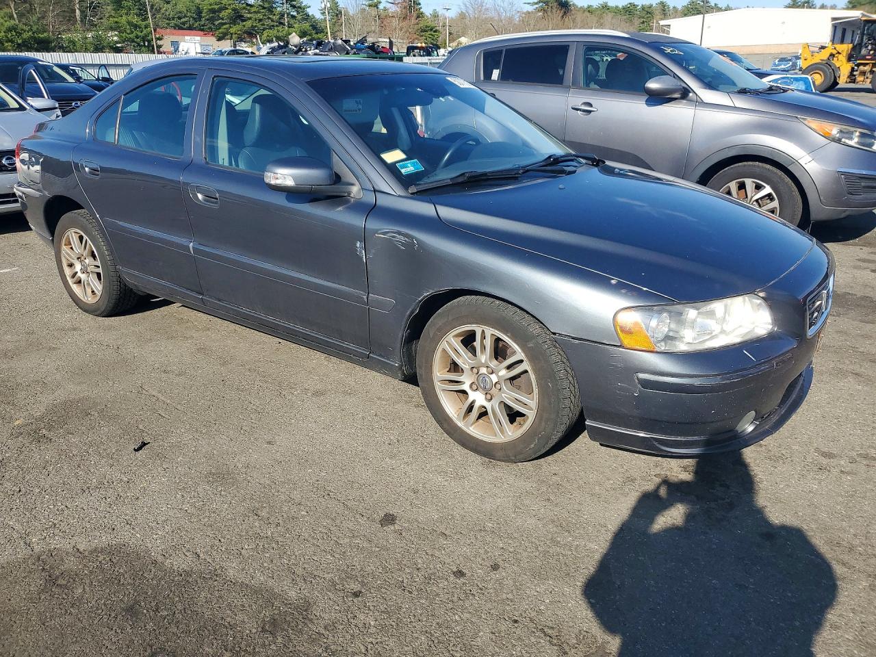 2008 Volvo S60 VIN YV1RH592582684488 photo 4