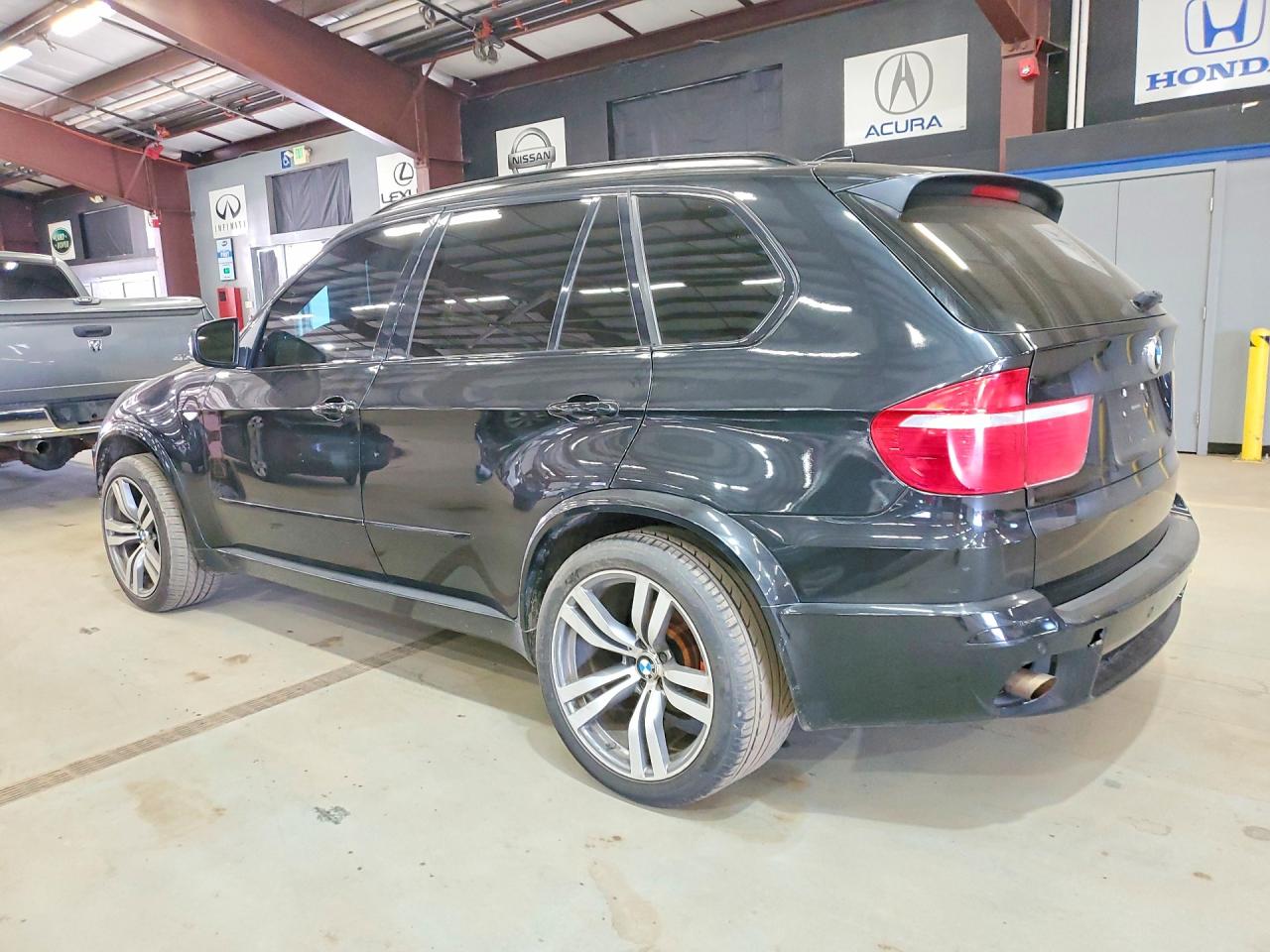 2010 BMW X5 VIN 5UXFE4C54AL383272 photo 2