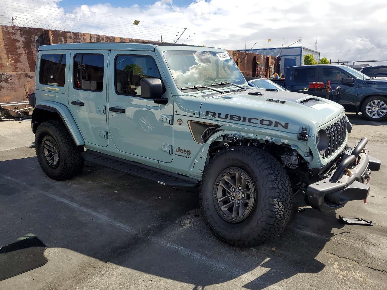 2024 Jeep Wrangler / VIN 1C4RJXSJ4RW320872 photo 4