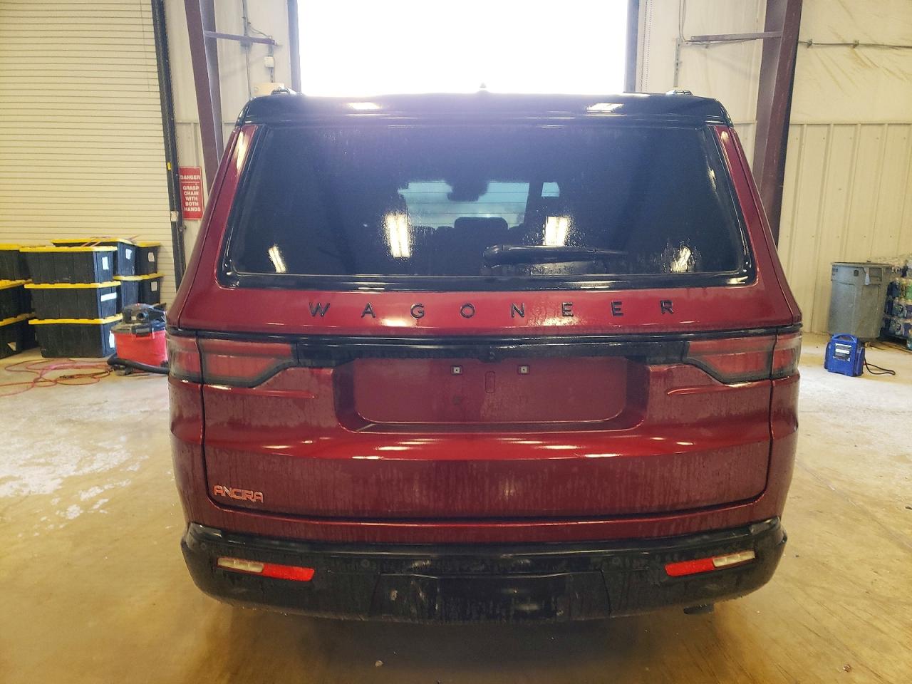 2025 Jeep Wagoneer VIN 1C4SJVBP2SS533360 photo 6