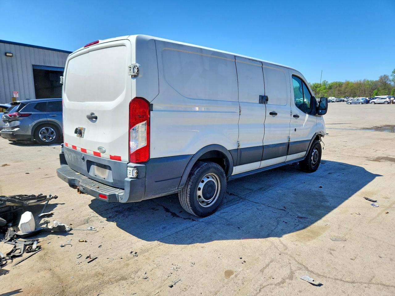 2015 Ford Transit VIN 1FTNR1ZM0FKA45217 photo 3
