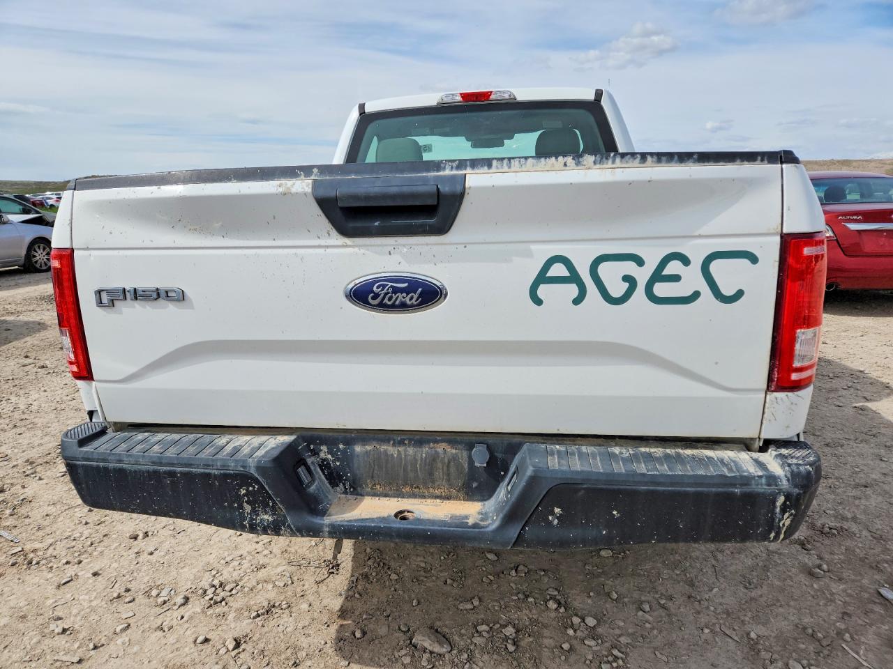 2015 Ford F150 VIN 1FTMF1EP9FFA56097 photo 6