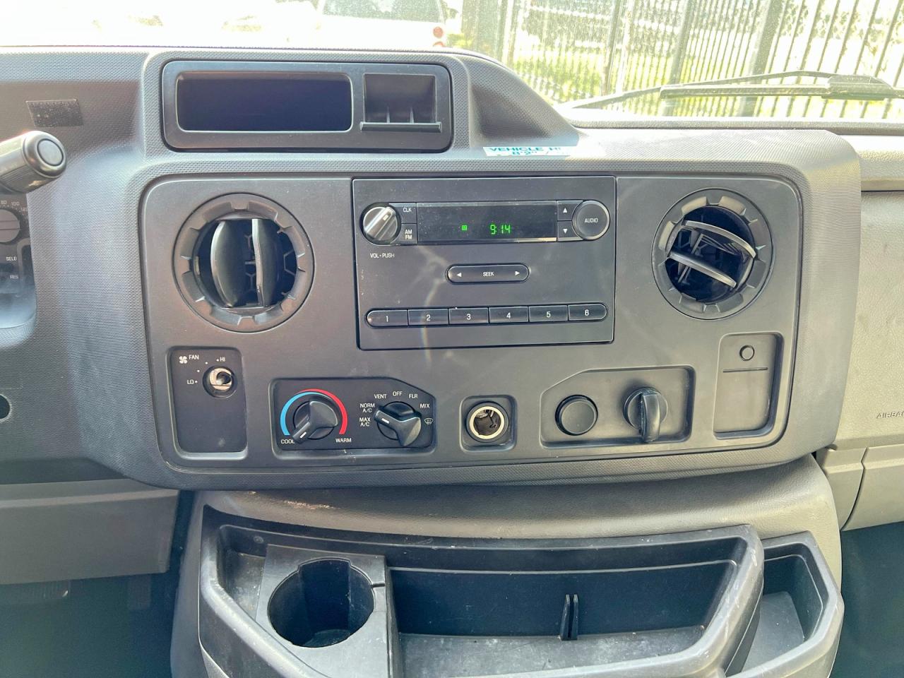 2010 Ford Econoline VIN 1FTNE2EL4ADA60332 photo 9