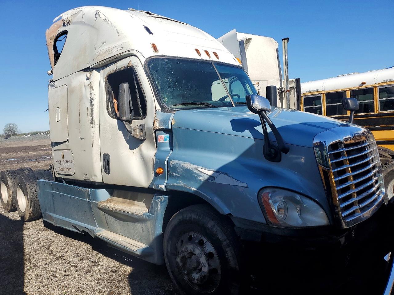 2014 FREIGHTLINER All other VIN 3AKJGLD55ESFH3338 photo 1