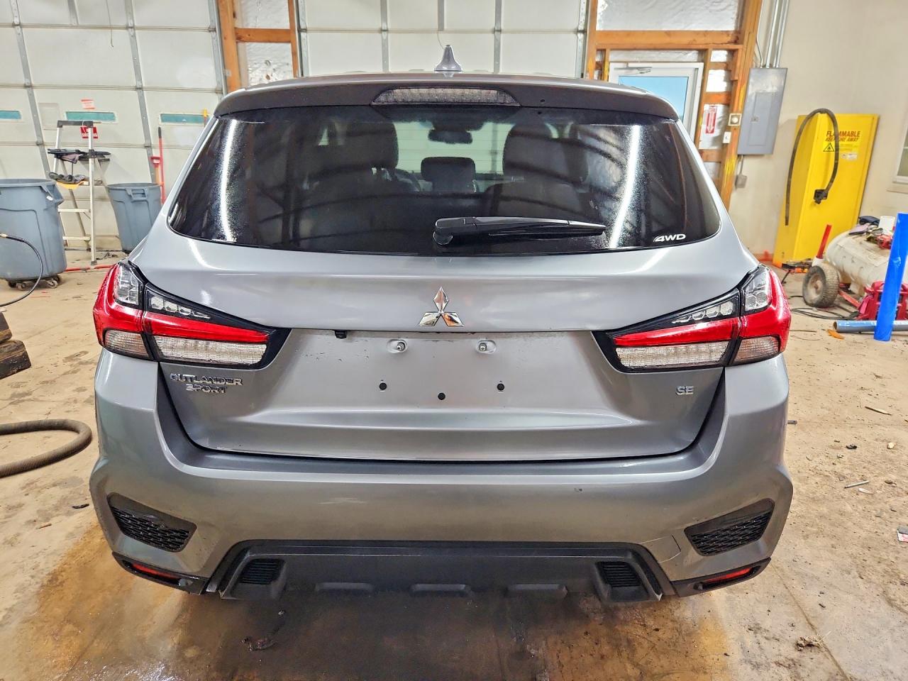 2025 Mitsubishi Outlander VIN JA4ARUAU2SU006956 photo 6