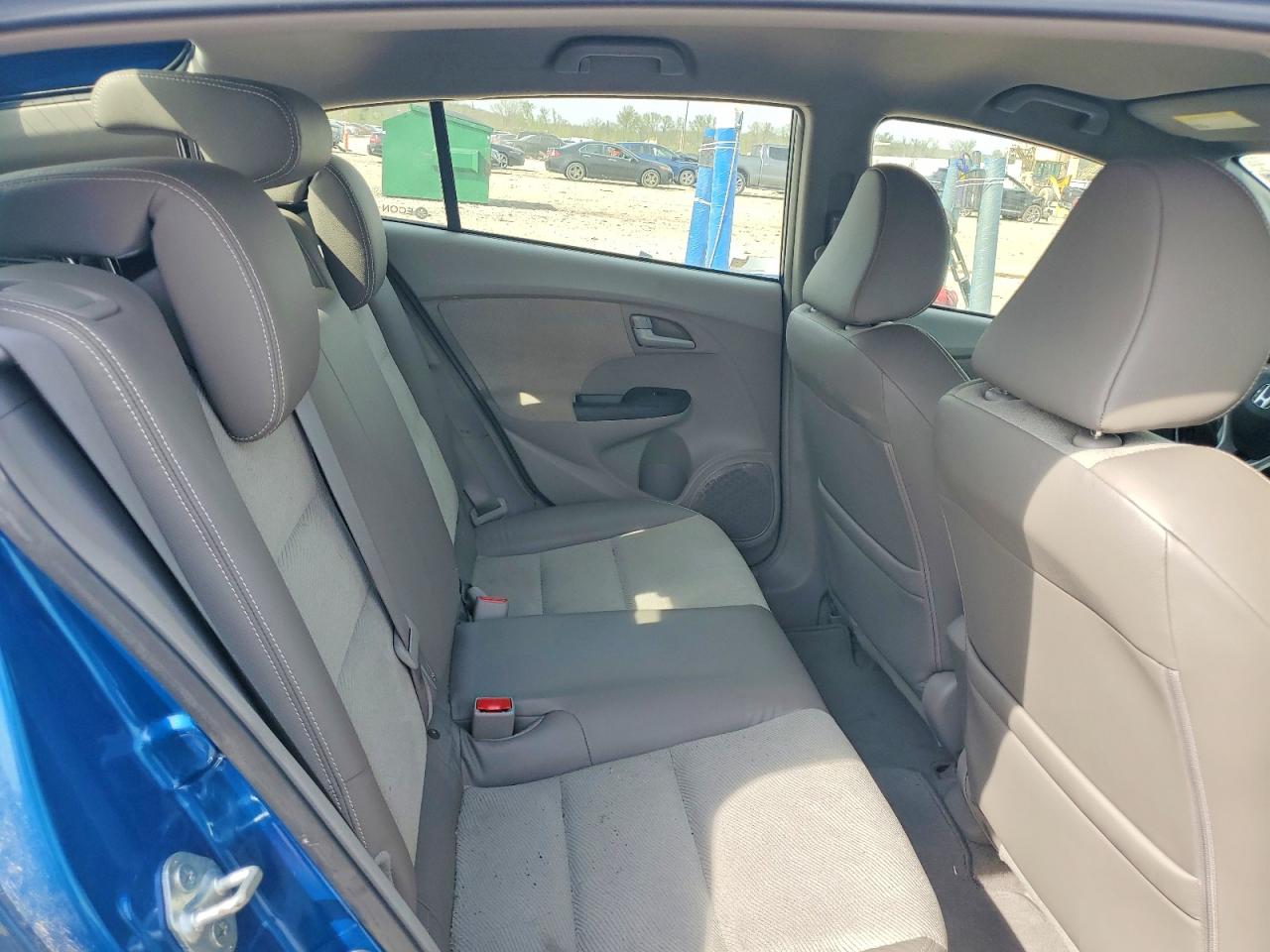 2013 Honda Insight VIN JHMZE2H72DS002654 photo 10