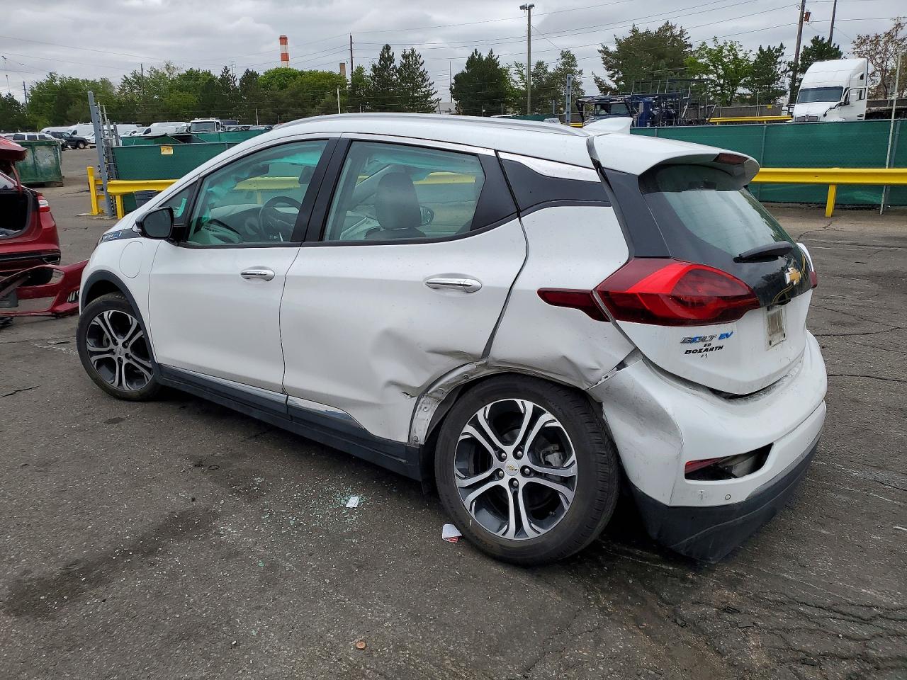 2019 Chevrolet Bolt VIN 1G1FZ6S06K4108336 photo 2