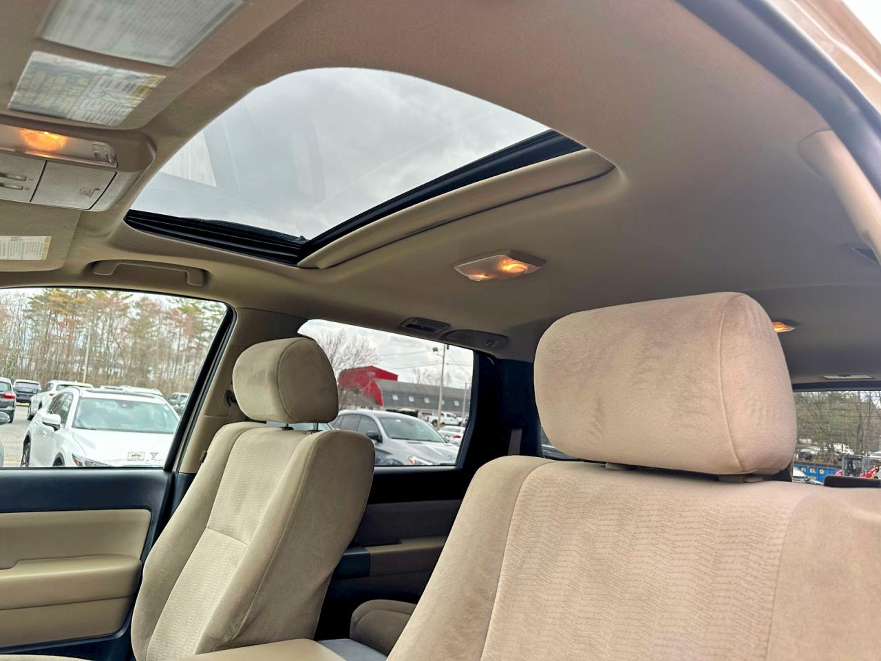2014 TOYOTA Sequoia VIN 5TDBY5G19ES093215 photo 11